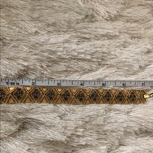 Antique style, Gold and sapphire bracelet